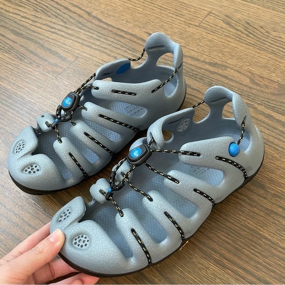 Keen Shoes - Mion by Keen GSR Hiking Water Shoes Sandals Sonic Blue Tide Woman’s 7